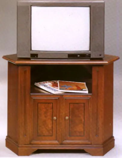 Komoda 255 — cm. 100 x 73 x 79 H.